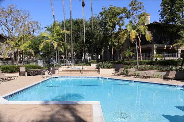 $615,000 | 64 VÃa Contento, Rancho Santa Margarita, CA 92688