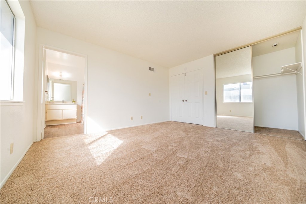 1385 West Wedgewood Street Rialto, CA 92376 - Photo 22 of 27 a view of an empty room with window