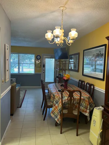 $1,300 | 137 Bedford F, West Palm Beach, FL 33417