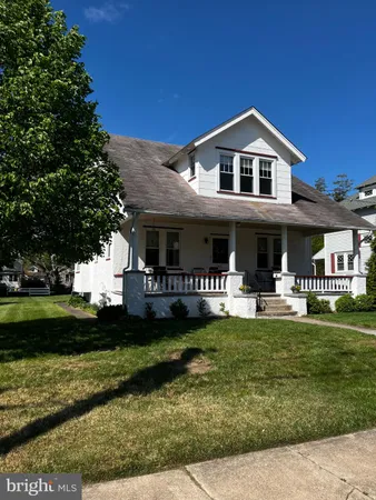 $1,700 | 307 Edgewood Avenue, Delanco, NJ 08075