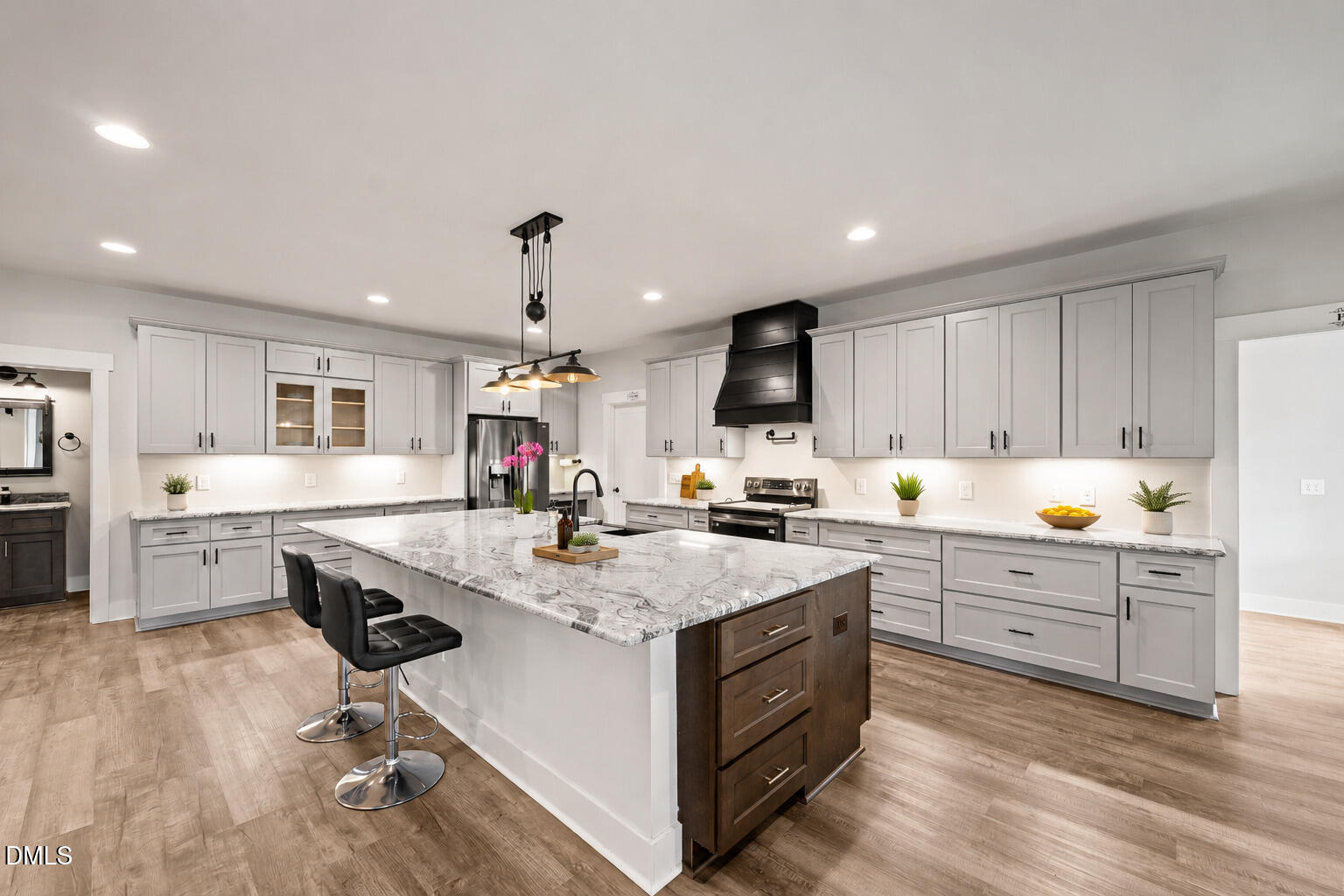 2560 John Lewis Road Burlington, NC 27217 - Photo 9 of 44 custom-kitchen-island-burlington-nc-home