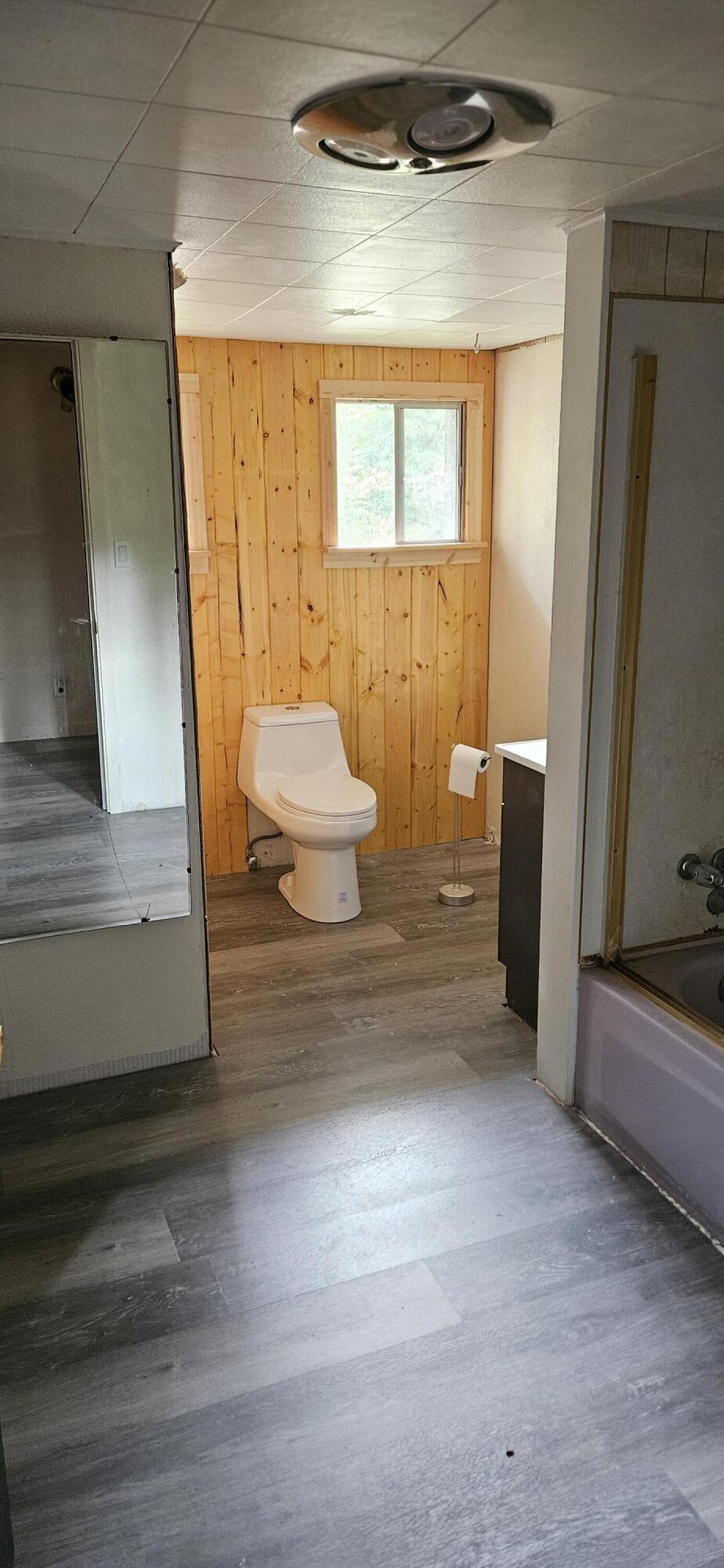 2100 Robinson Road Grants Pass, OR 97527 - Photo 17 of 38 20251004_161339