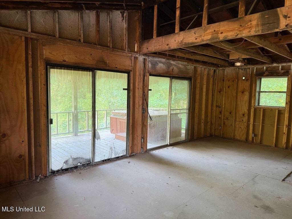 128 Drive 1367 Baldwyn, MS 38824 - Photo 12 of 19 IMG_9734