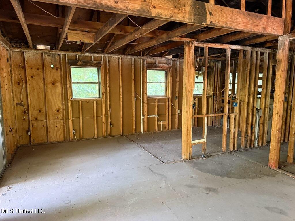 128 Drive 1367 Baldwyn, MS 38824 - Photo 19 of 19 IMG_9733