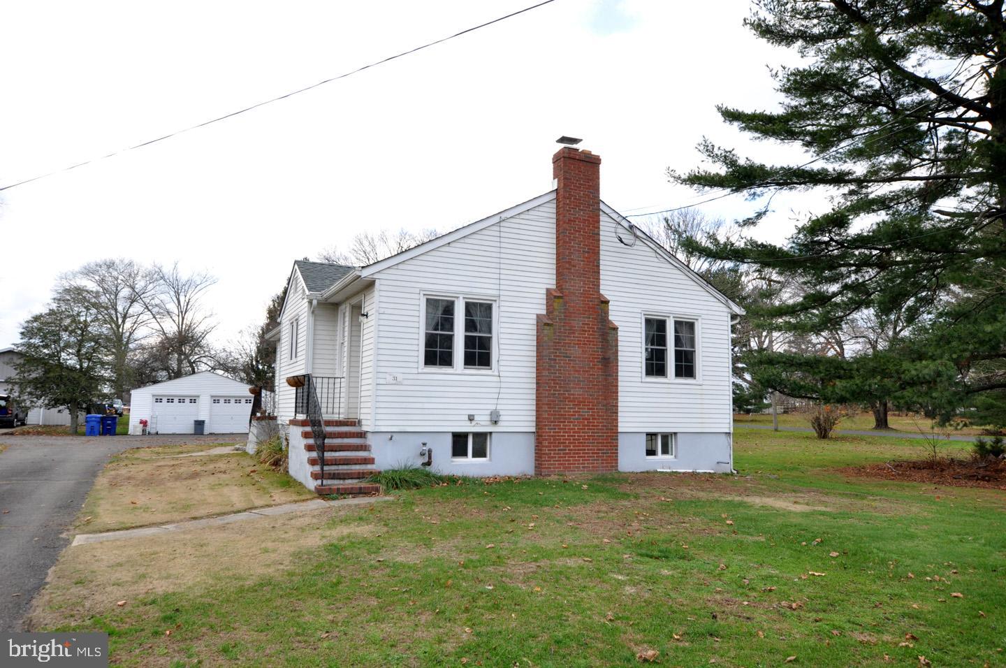 31 Arneys Mt Road Pemberton, NJ 08068 - Photo 2 of 25