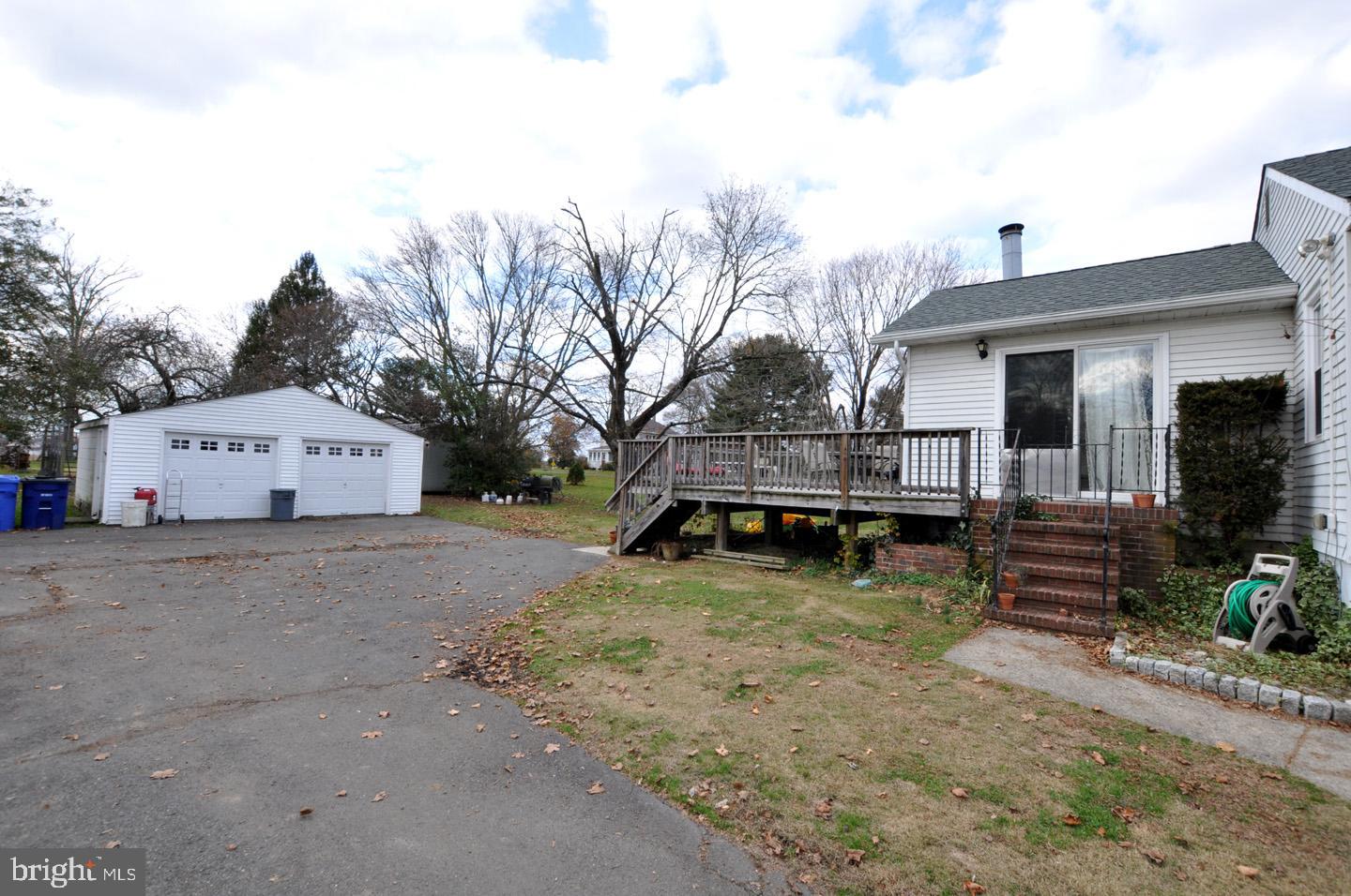 31 Arneys Mt Road Pemberton, NJ 08068 - Photo 4 of 25