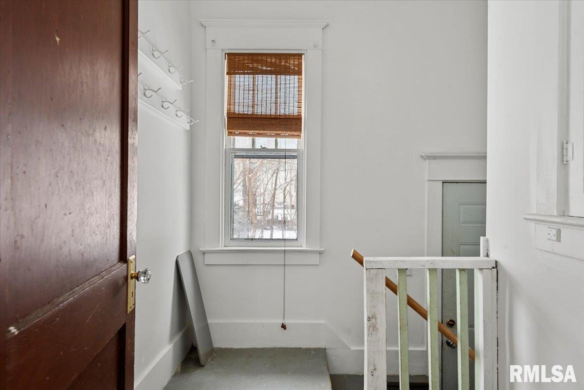 146 North English Avenue Springfield, IL 62702 - Photo 12 of 25 Gallery Image 12