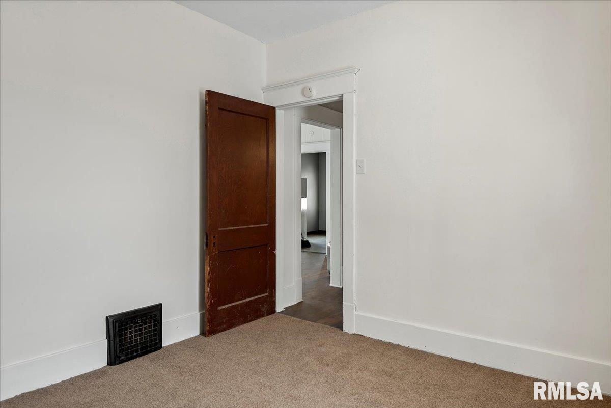 146 North English Avenue Springfield, IL 62702 - Photo 18 of 25 Gallery Image 18