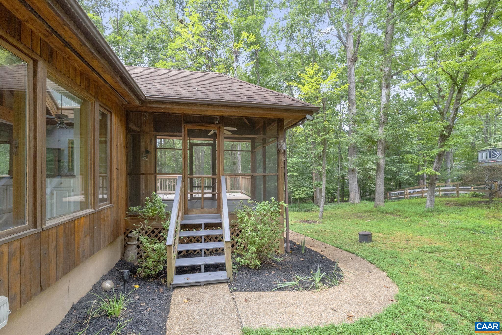 13 Axle Tree Road Palmyra, VA 22963 - Photo 27 of 71 a view of a house with backyard