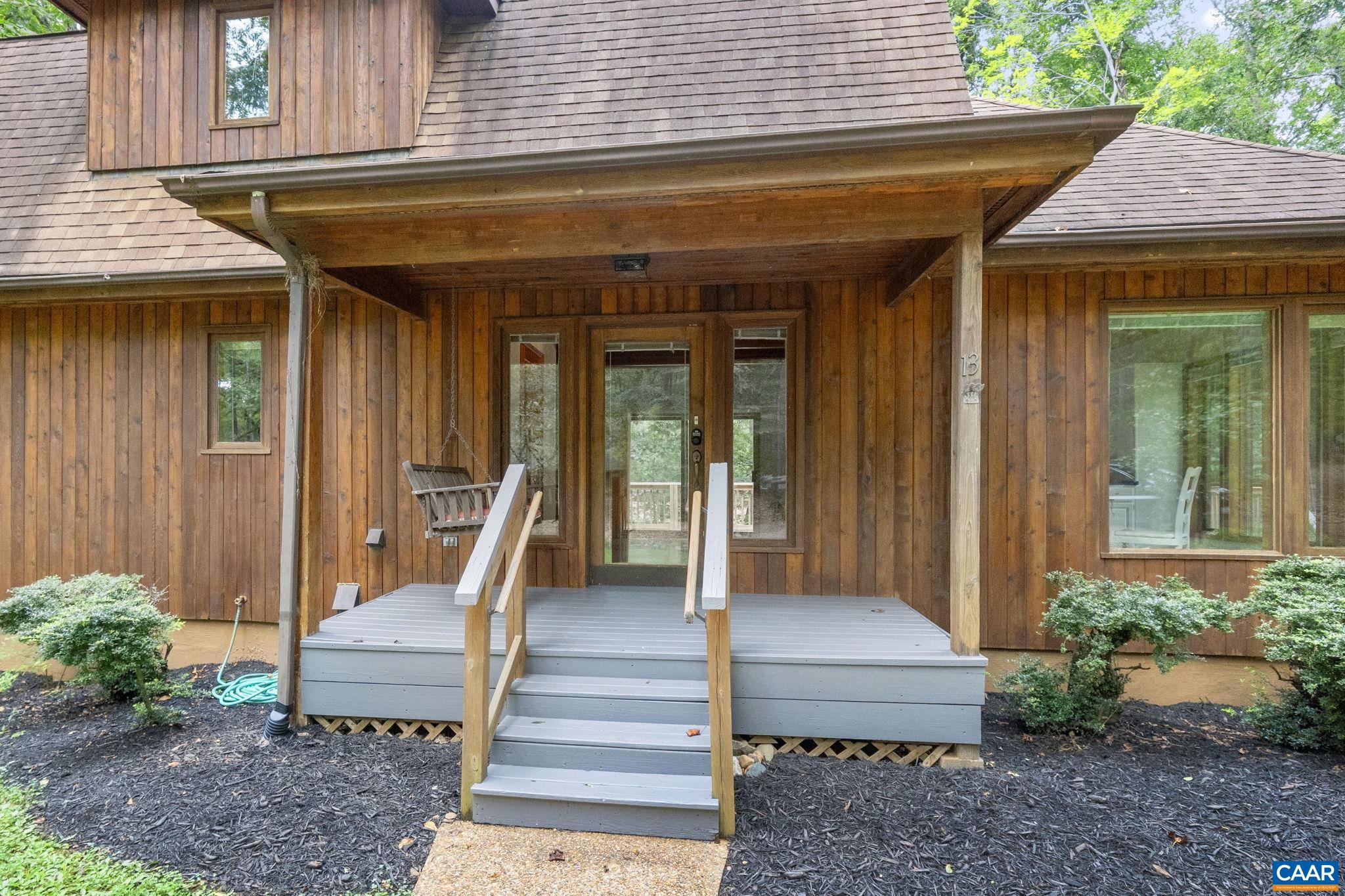 13 Axle Tree Road Palmyra, VA 22963 - Photo 6 of 71 a view of a entrance of the house