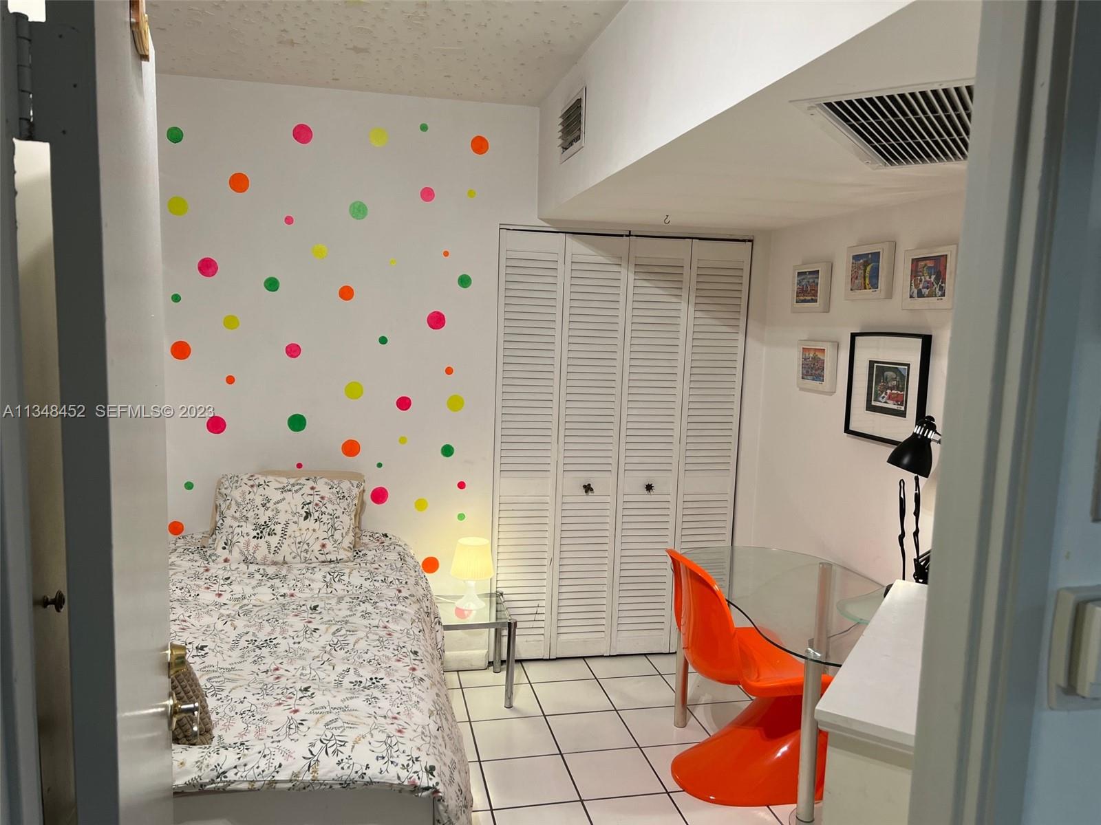 100 Lincoln Road, Unit 1007 Miami Beach, FL 33139 - Photo 30 of 82