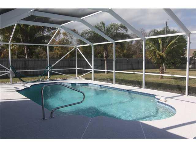 5459 Southeast Horseshoe Point Road Stuart, FL 34997 - Photo 2 of 14 Gallery Image 2