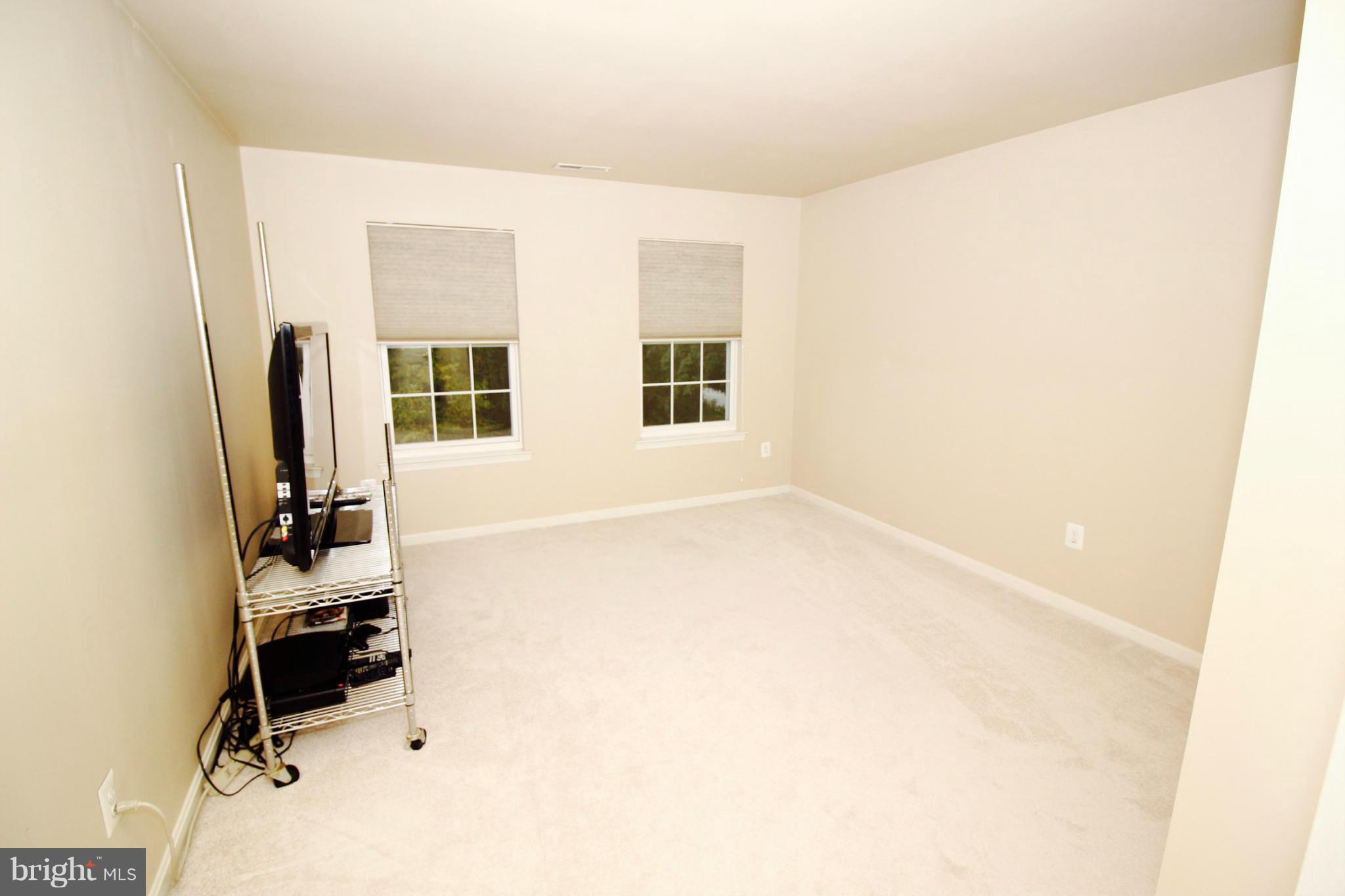 1322 North Rolling Road Baltimore, MD 21228 - Photo 27 of 30