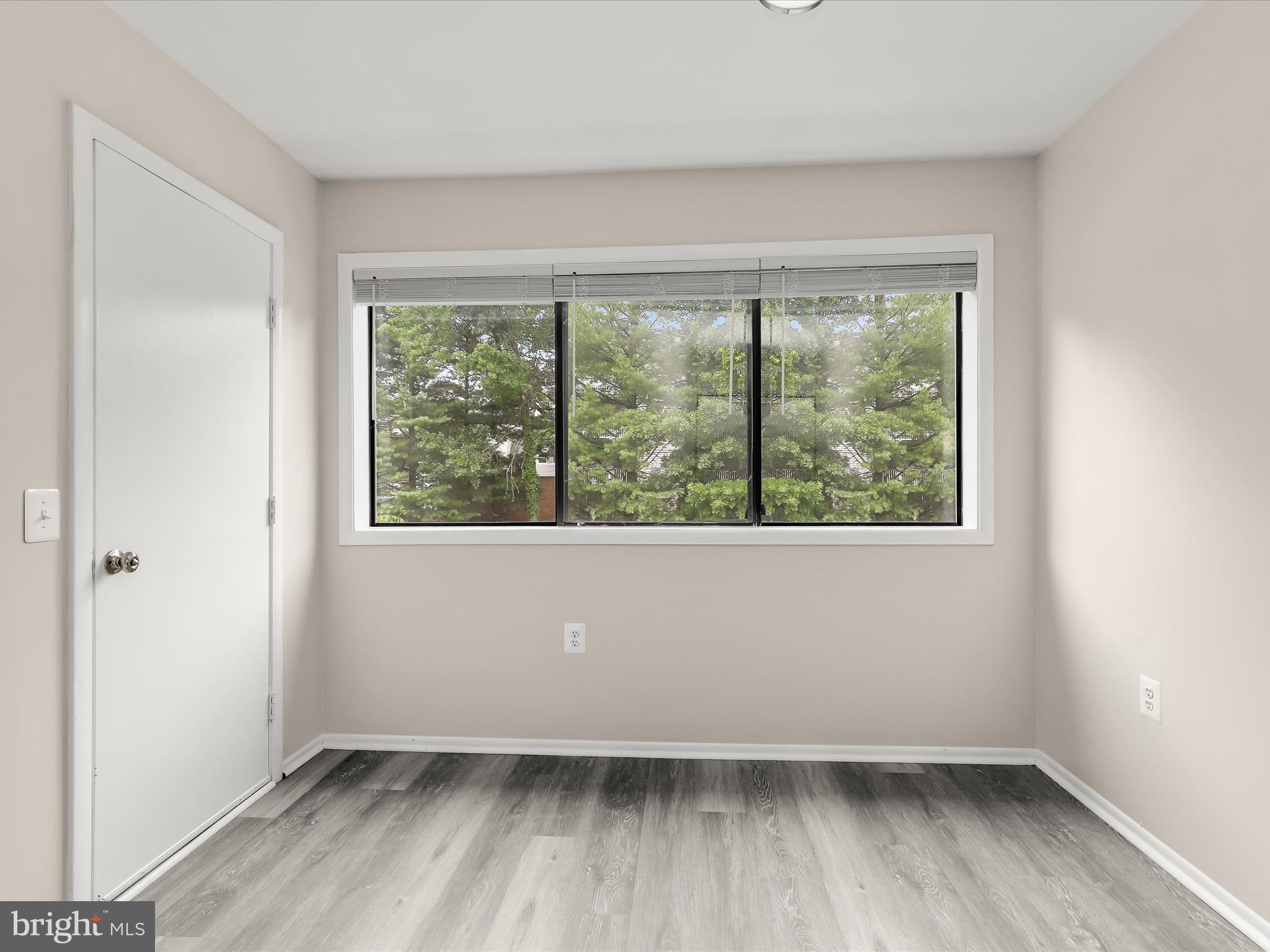 6909 Jones View Drive, Unit 3A Baltimore, MD 21209 - Photo 16 of 42 Breakfast Nook