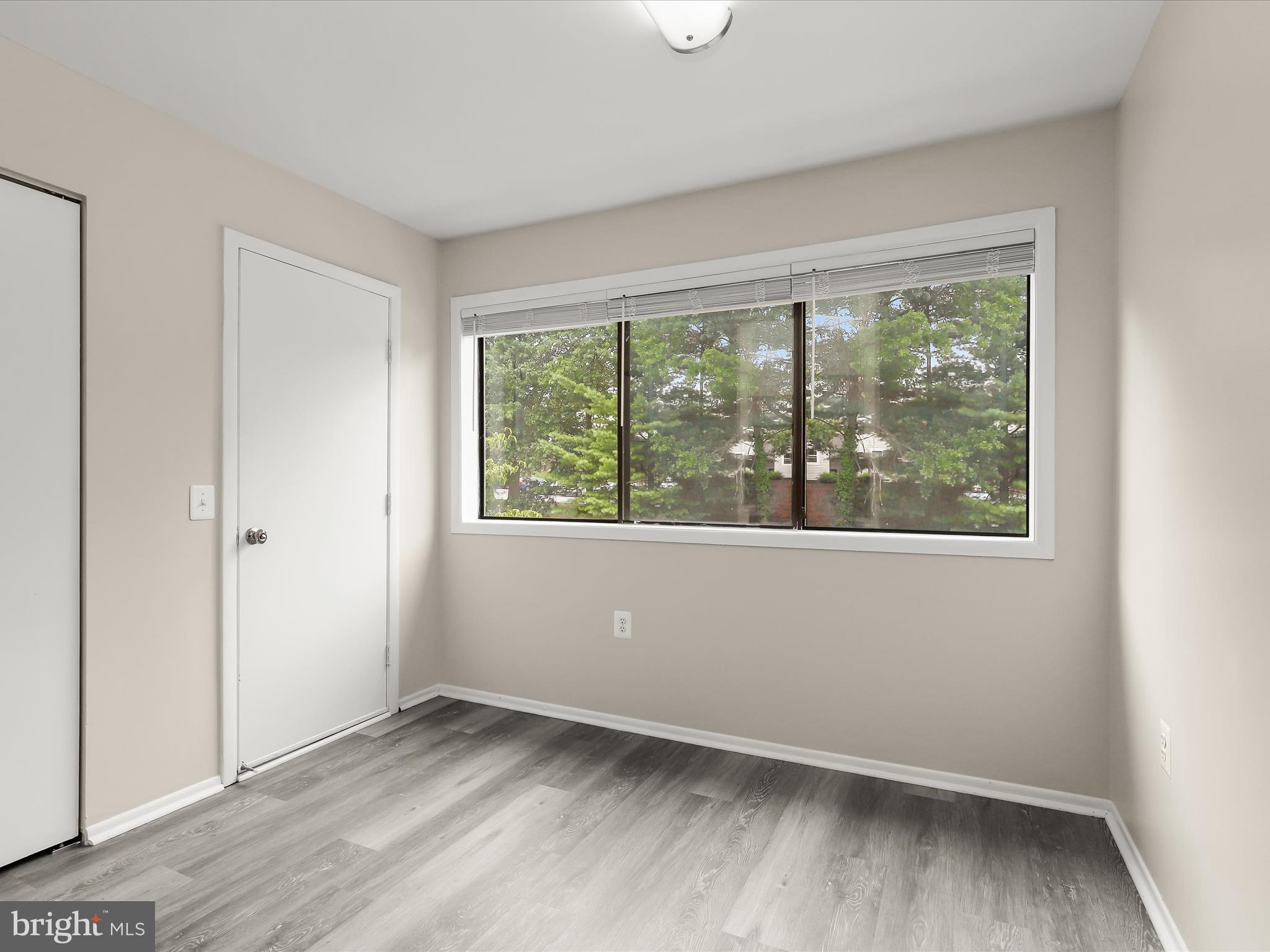 6909 Jones View Drive, Unit 3A Baltimore, MD 21209 - Photo 17 of 42 Breakfast Nook