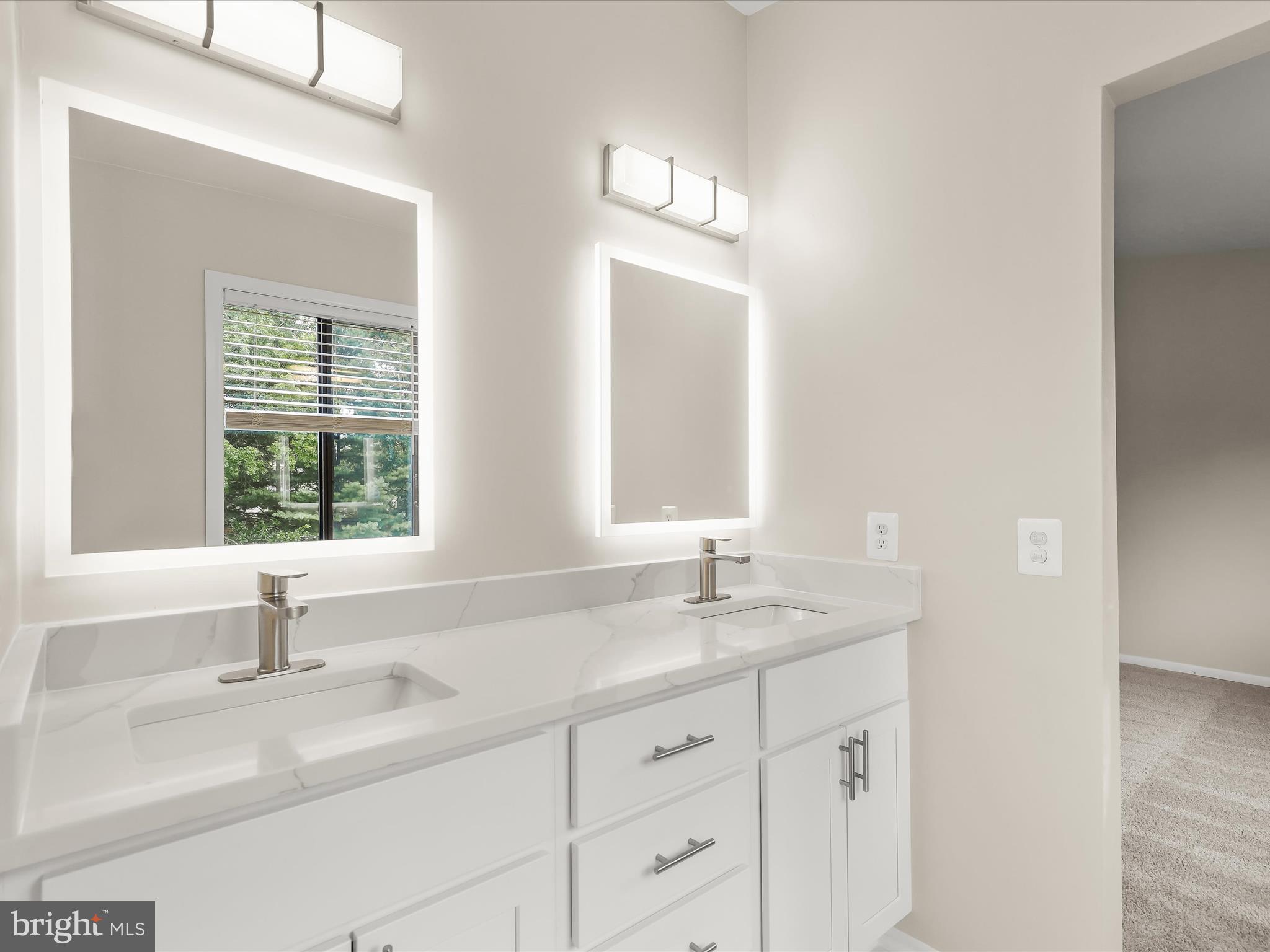 6909 Jones View Drive, Unit 3A Baltimore, MD 21209 - Photo 26 of 42 Primary Ensuite Bathroom