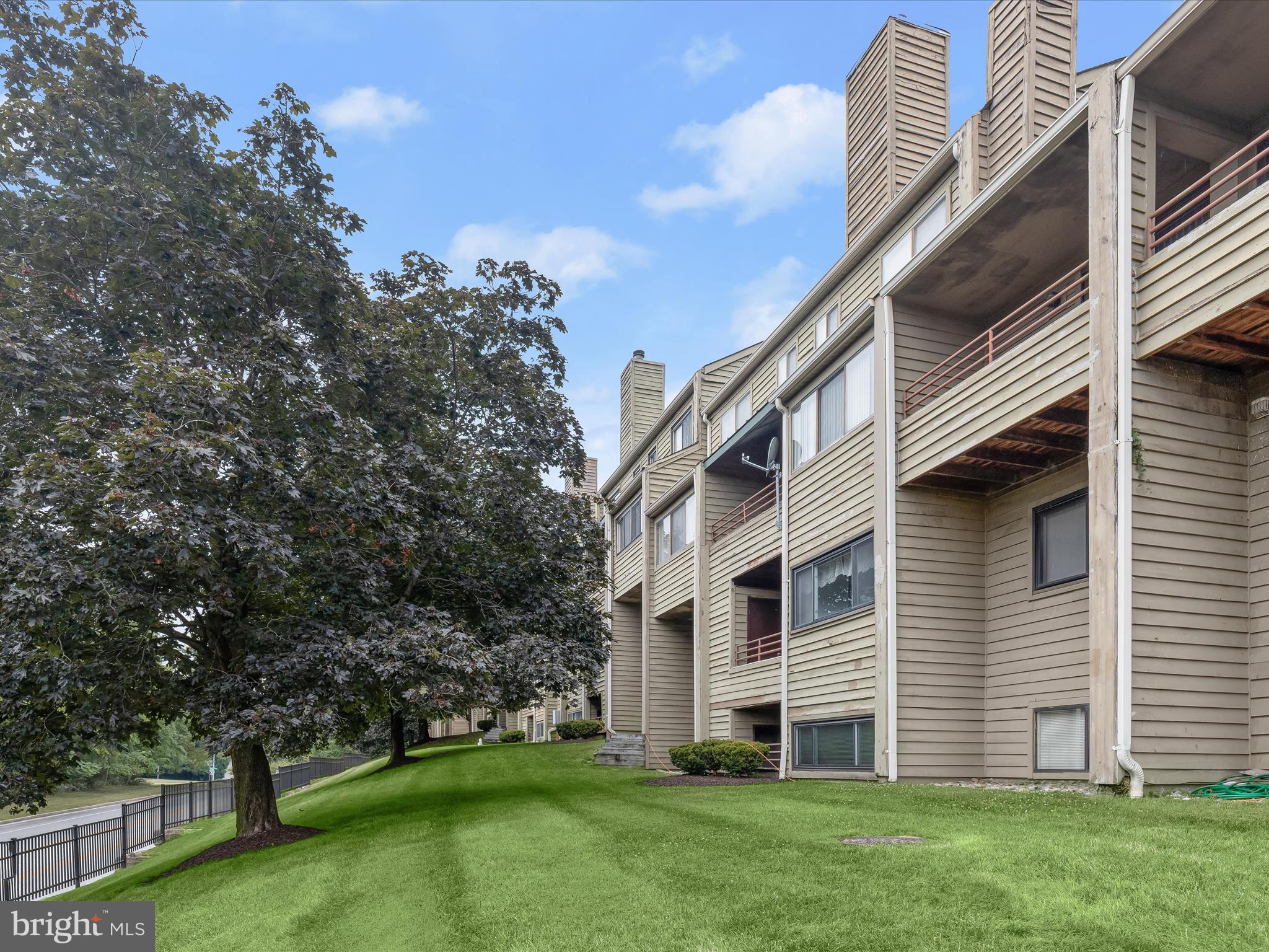 6909 Jones View Drive, Unit 3A Baltimore, MD 21209 - Photo 35 of 42 Rear