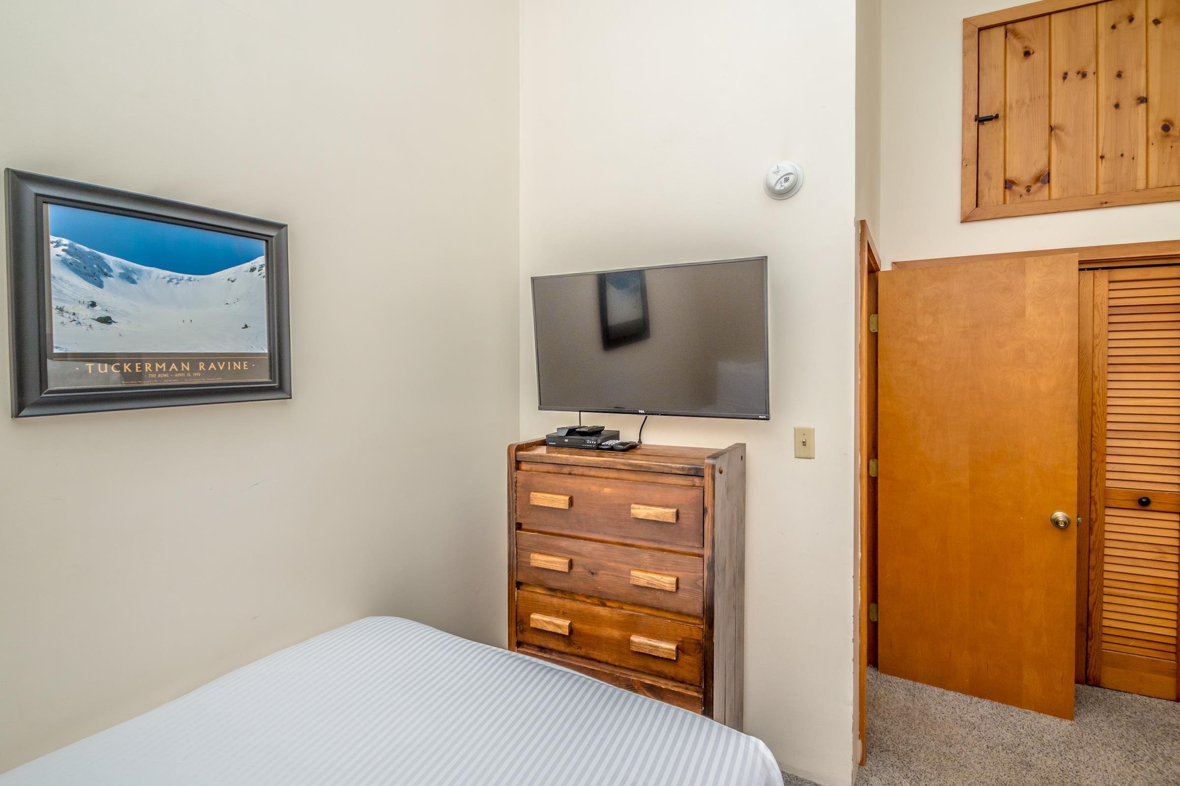 1 River Run Drive, Unit B Bartlett, NH 03812 - Photo 18 of 38