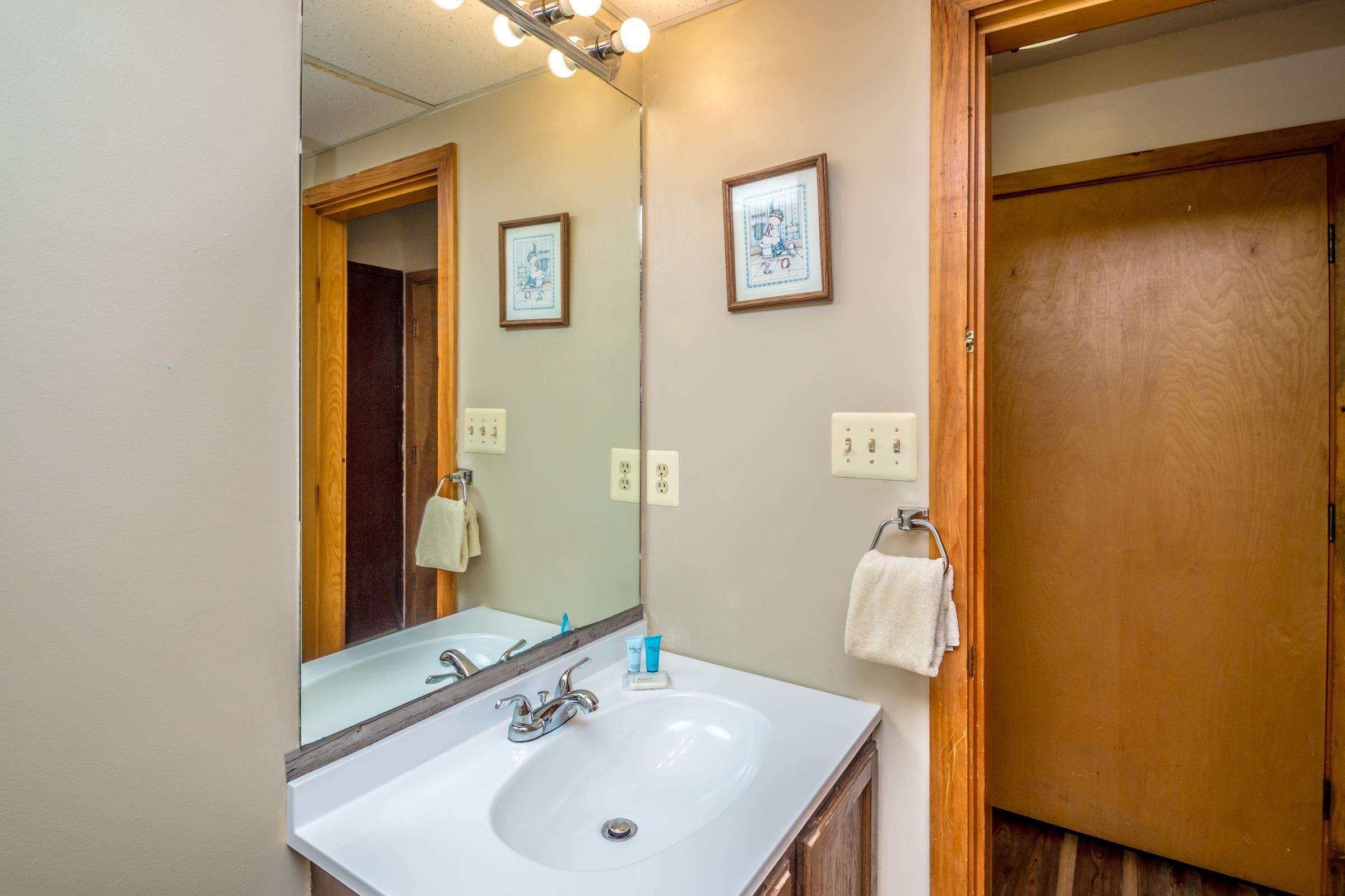 1 River Run Drive, Unit B Bartlett, NH 03812 - Photo 20 of 38