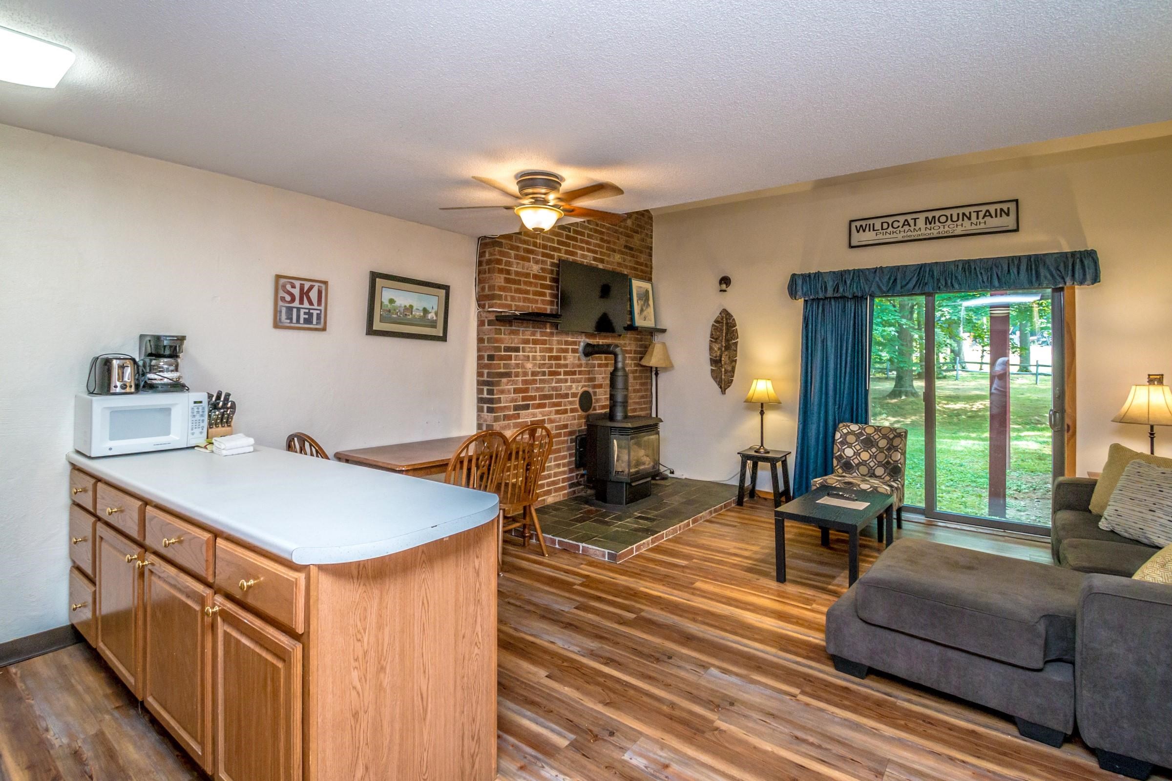 1 River Run Drive, Unit B Bartlett, NH 03812 - Photo 9 of 38