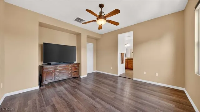 $490,000 | 11428 Belmont Lake Drive, Unit 101, Las Vegas, NV 89135