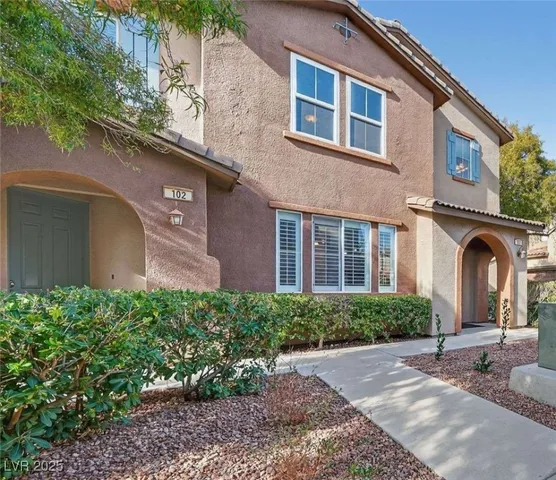 $490,000 | 11428 Belmont Lake Drive, Unit 101, Las Vegas, NV 89135