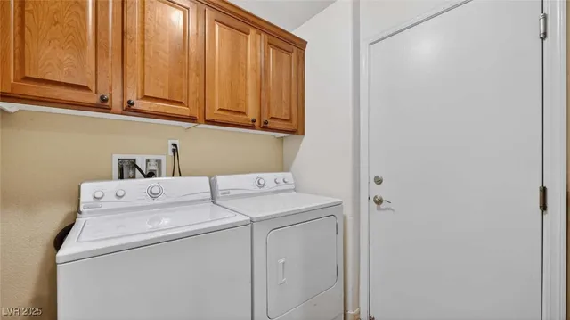 $490,000 | 11428 Belmont Lake Drive, Unit 101, Las Vegas, NV 89135