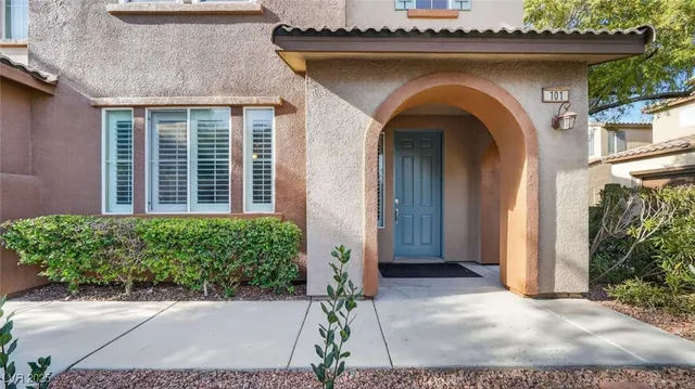 $490,000 | 11428 Belmont Lake Drive, Unit 101, Las Vegas, NV 89135