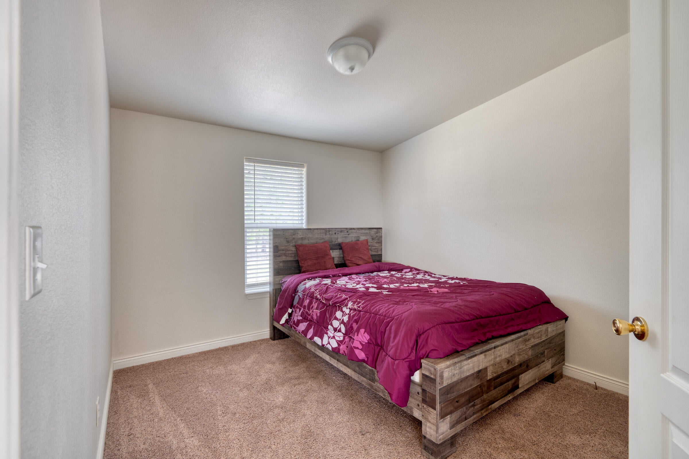 52648 Ammon Road La Pine, OR 97739 - Photo 27 of 44 141_Ammon Rd_Pro Property Photos_Bend Re