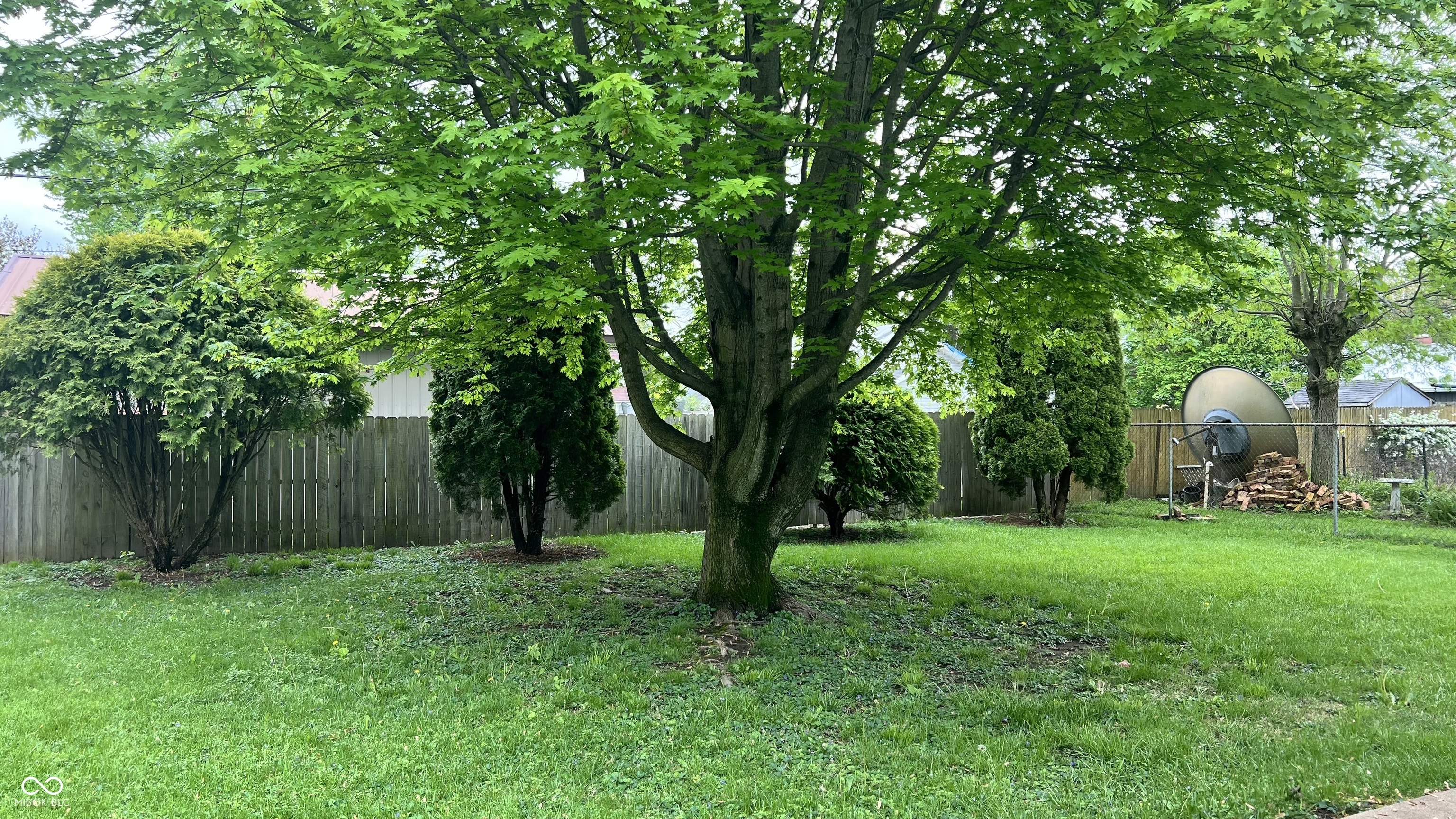 1202 South Ribble Avenue Muncie, IN 47302 - Photo 2 of 16