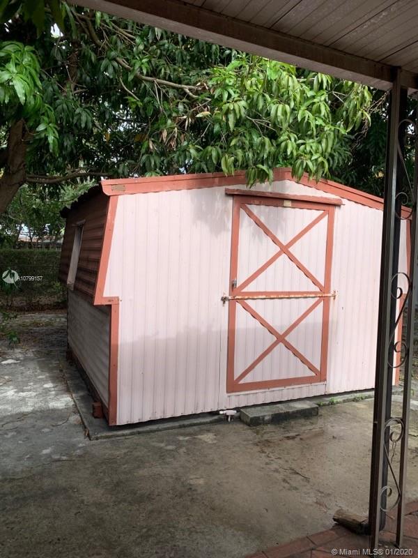 821 East 13th Street Hialeah, FL 33010 - Photo 18 of 18