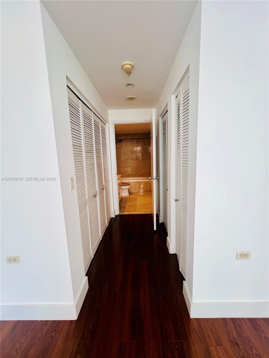 801 Brickell Key Boulevard, Unit 906 Miami, FL 33131 - Photo 13 of 29
