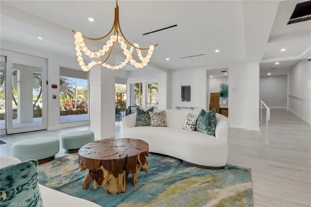 $8,000 | 1 Bluebill Avenue, Unit 410, Naples, FL 34108