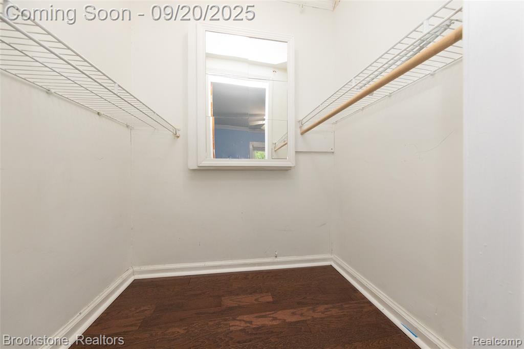 810 Beardon Road Lake Orion, MI 48362 - Photo 22 of 31