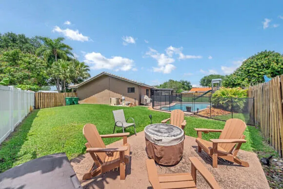 $799,900 | 5540 Southwest 113th Avenue, Cooper City, FL 33330