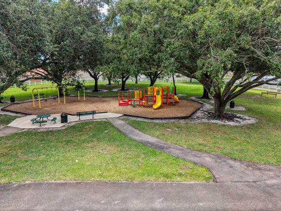 $799,900 | 5540 Southwest 113th Avenue, Cooper City, FL 33330