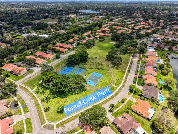 $799,900 | 5540 Southwest 113th Avenue, Cooper City, FL 33330