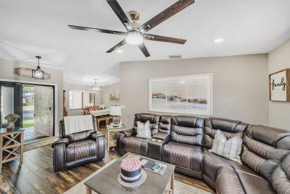 $799,900 | 5540 Southwest 113th Avenue, Cooper City, FL 33330