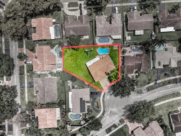 $799,900 | 5540 Southwest 113th Avenue, Cooper City, FL 33330