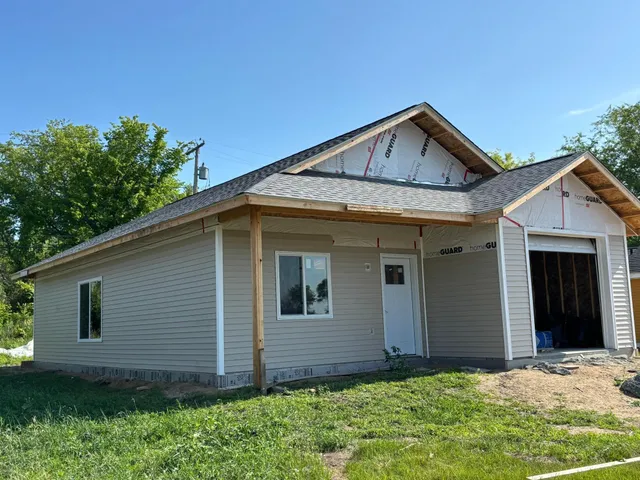 $195,000 | 121 1st Street Northeast, Cass Lake, MN 56633