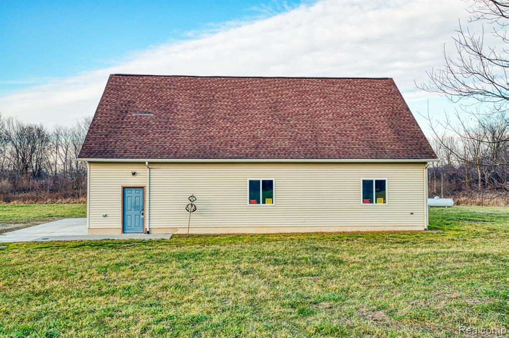 9377 Crofoot Road Fowlerville, MI 48836 - Photo 15 of 26