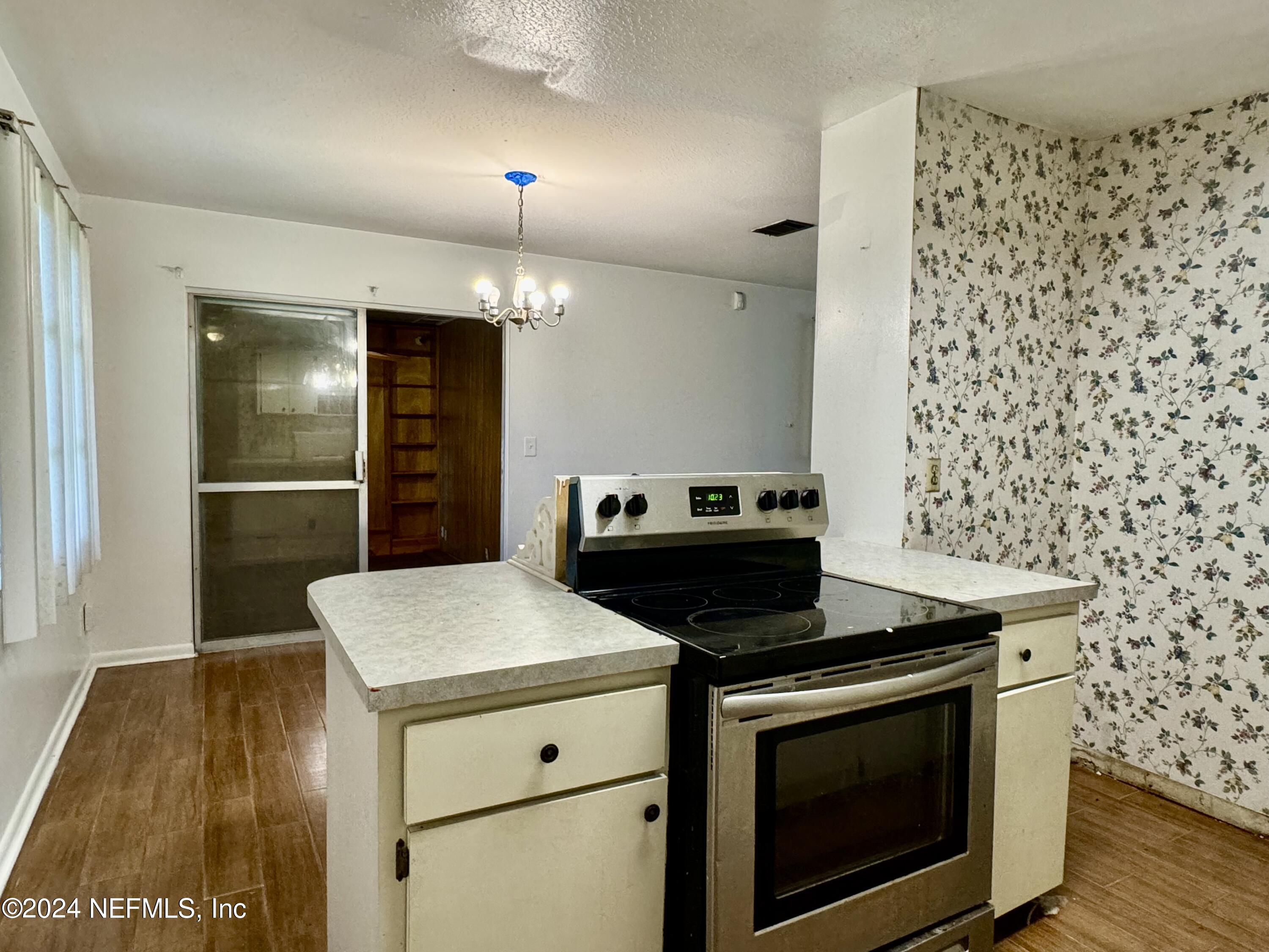 7611 Hillside Drive Jacksonville, FL 32221 - Photo 11 of 25 IMG_7270