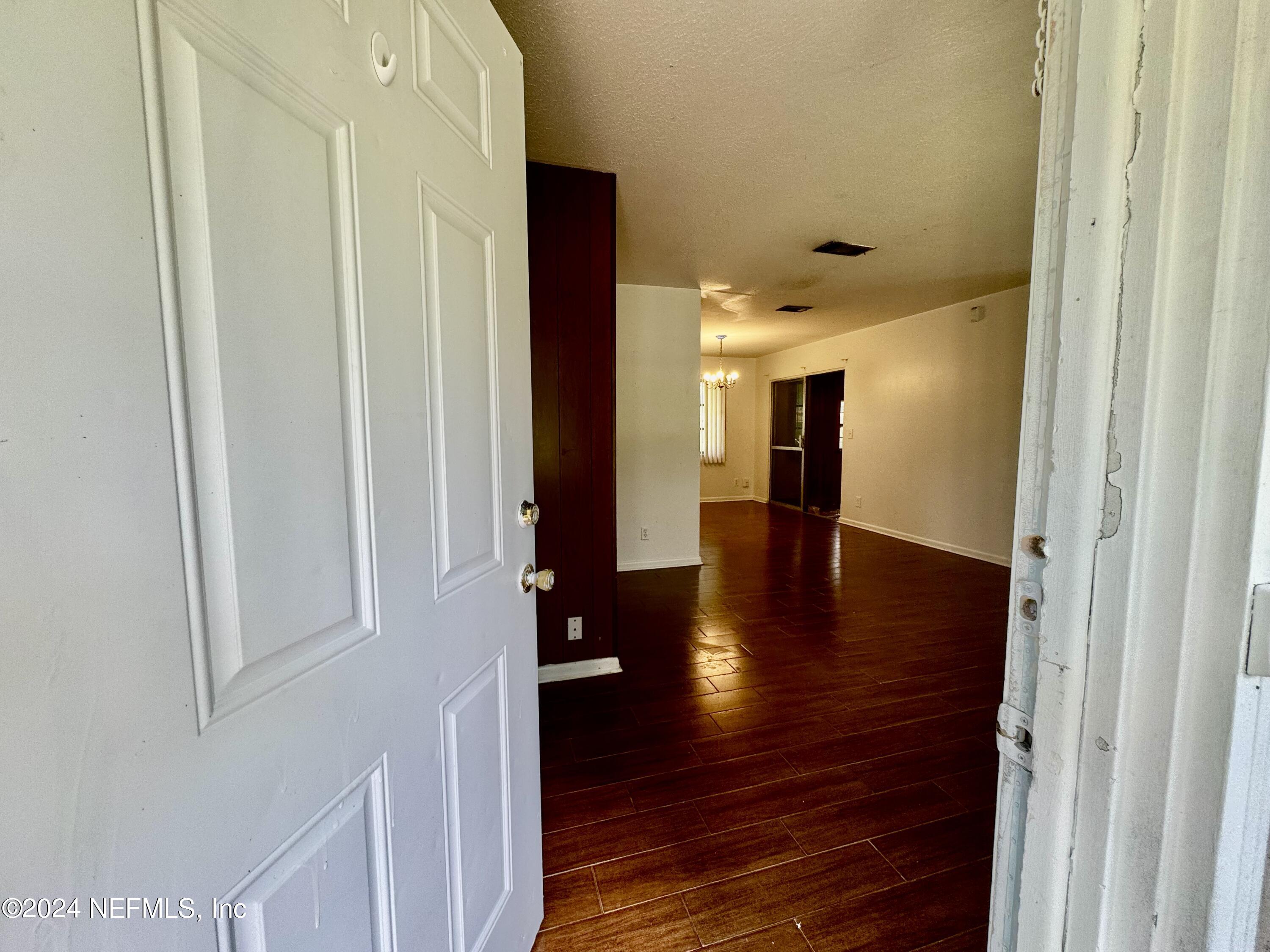 7611 Hillside Drive Jacksonville, FL 32221 - Photo 5 of 25 IMG_7258