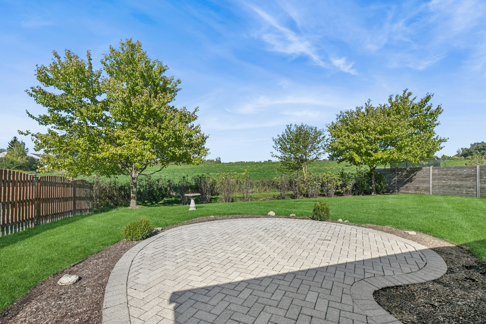 811 Tiffany Farms Road Antioch, IL 60002 - Photo 3 of 21 Gallery Image 3