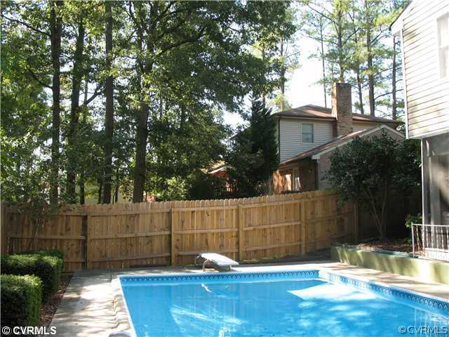 3325 Lancelot Road Petersburg, VA 23805 - Photo 12 of 12 a view of a backyard