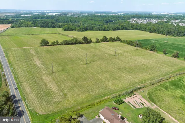 $429,550 | 2101 Oldmans Creek Road, Swedesboro, NJ 08085