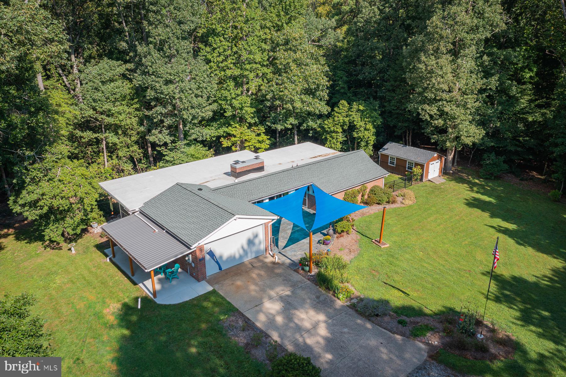 23 Oak Ridge Drive Kilmarnock, VA 22482 - Photo 3 of 38 Gallery Image 3