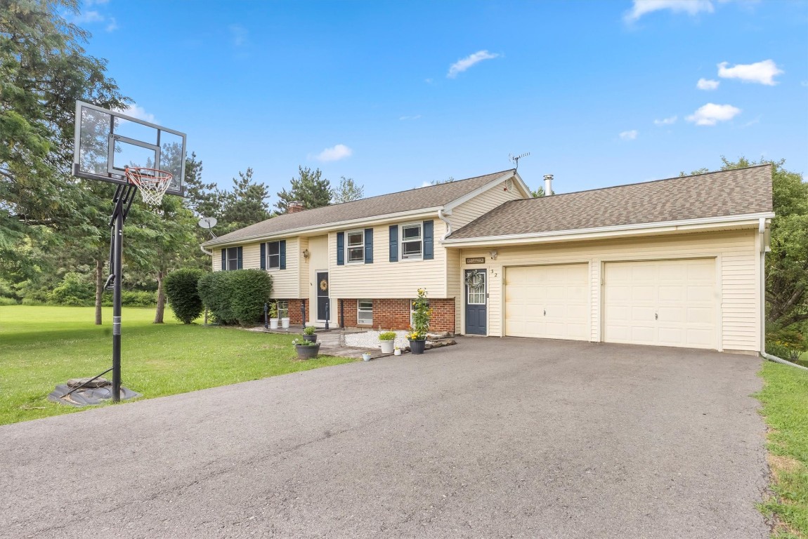 32 Richard Road Binghamton, NY 13901 - Photo 1 of 24 Gallery Image 1