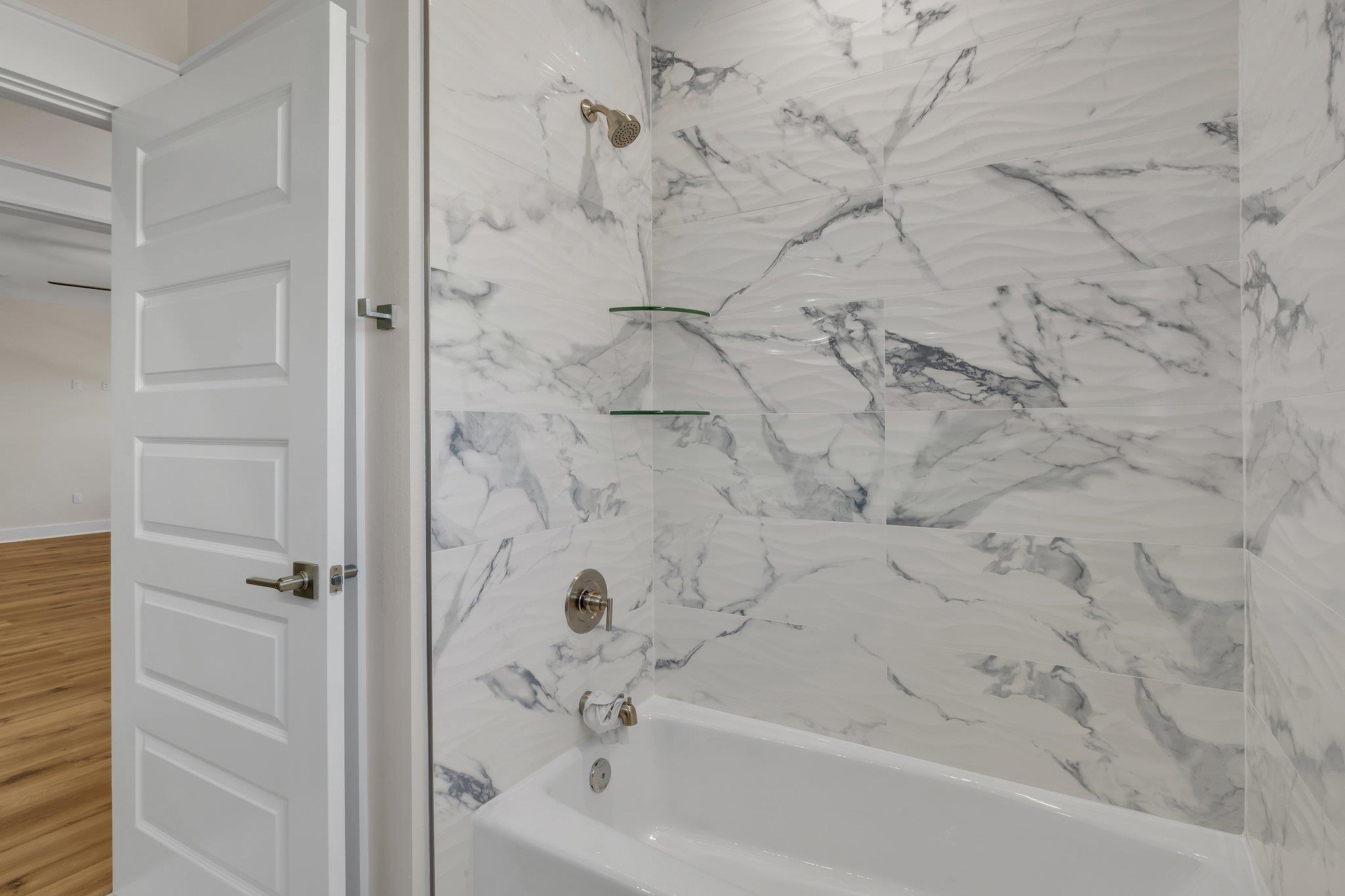 107 Tarn Way Monticello, FL 32344 - Photo 2 of 37