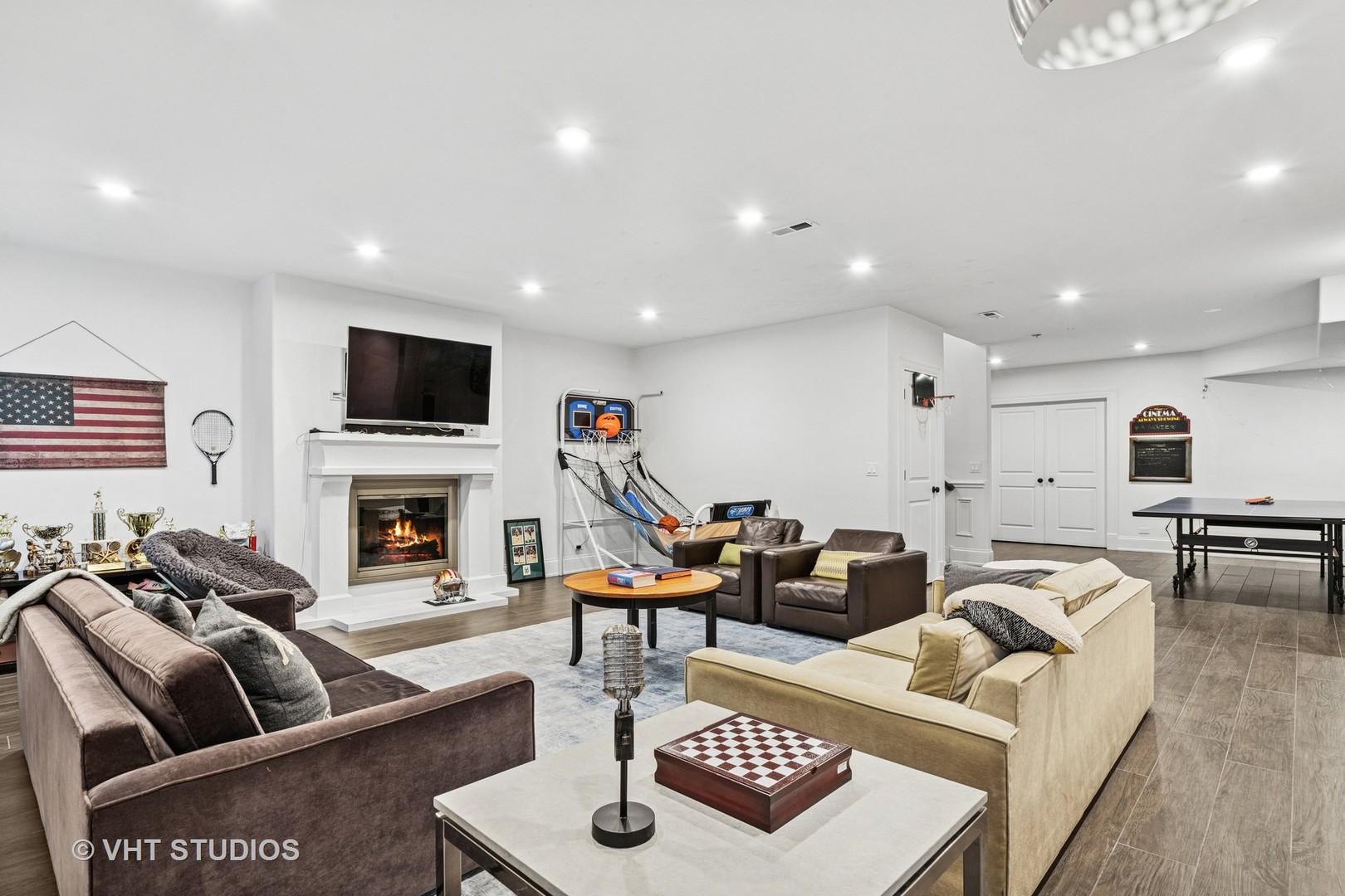 1200 Green Bay Road Glencoe, IL 60022 - Photo 20 of 33 a living room with furniture a flat screen tv and a fireplace